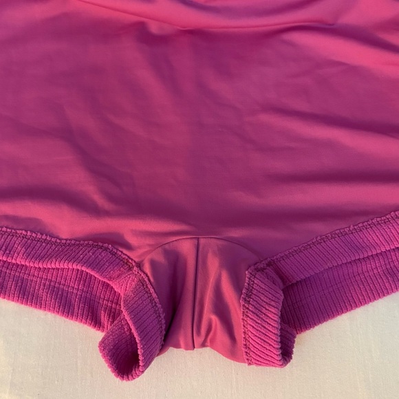 Toast Swim Hot Short Ribbed Romper Size Small - Picture 6 of 7